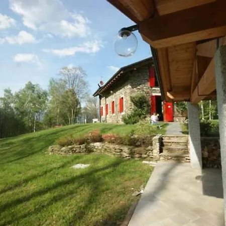 Villa Case Sparse Stresa